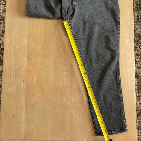 Urban Outfitters BDG Girlfriend High Rise Button Fly Jeans - Picture 12 of 12